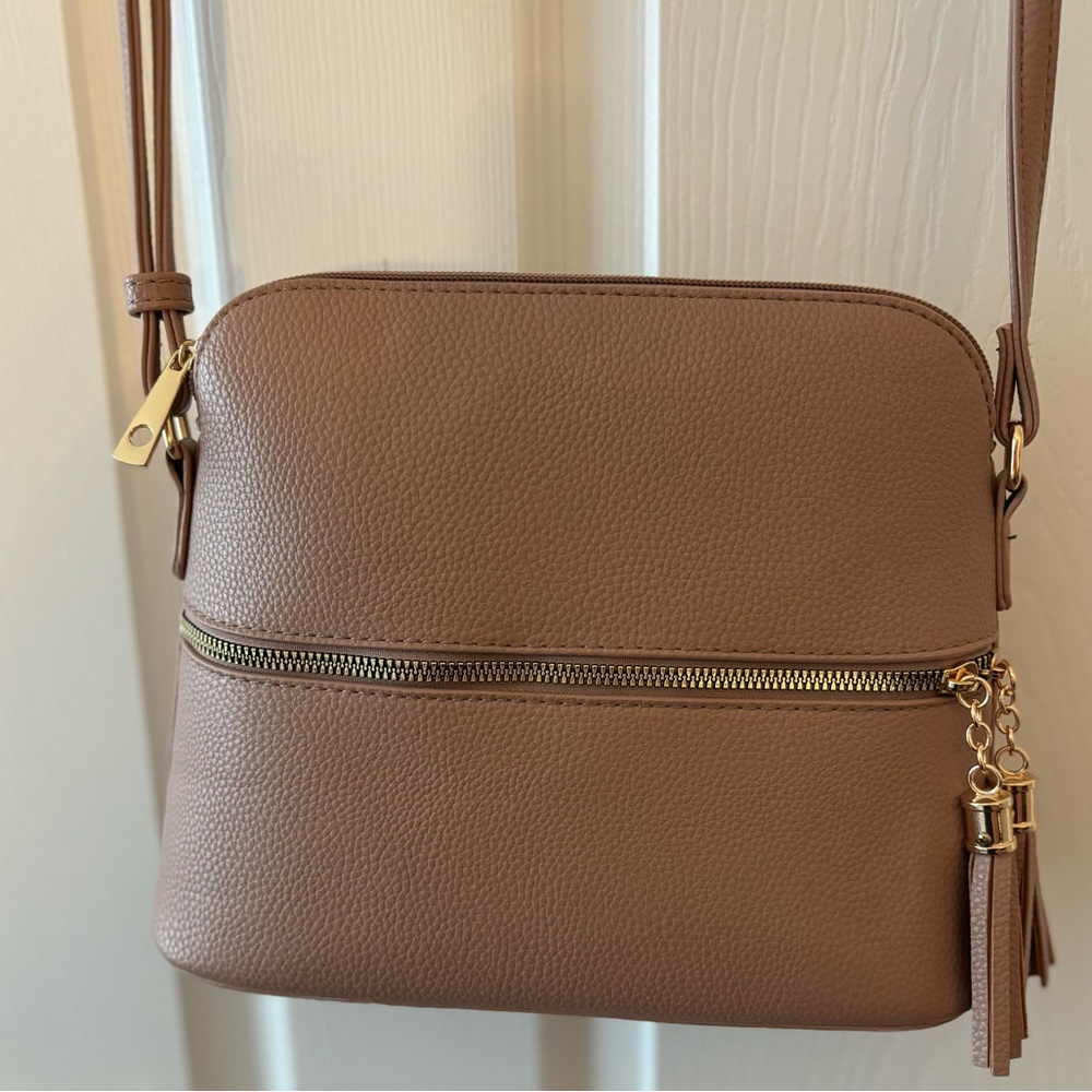 Medium Crossbody Bag Shoulder Bag with Tassel Zipper Pocket Adjustable Strap